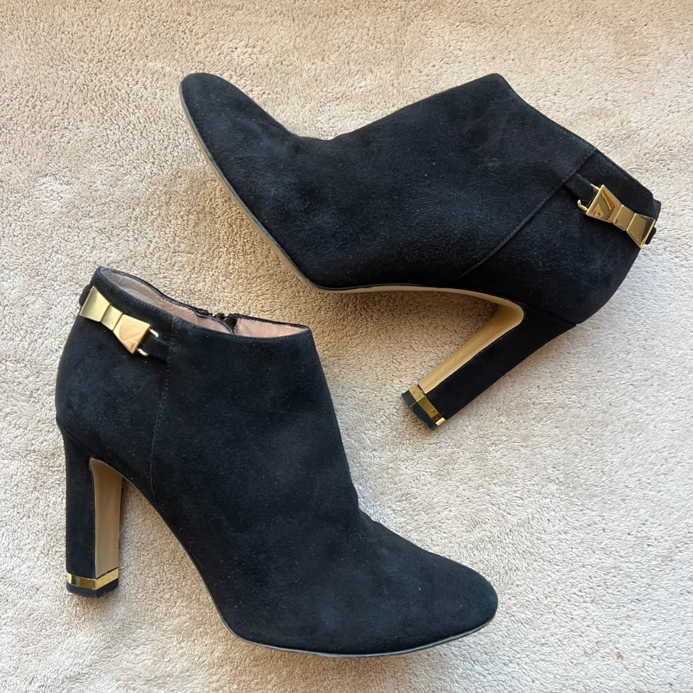 Kate Spade Aldaz Women 6.5B Black Suede Ankle Boots Gold Bow Block Heel Italy